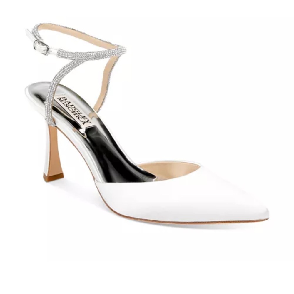 Badgley Mischka kamilah- Silver and White Heels
